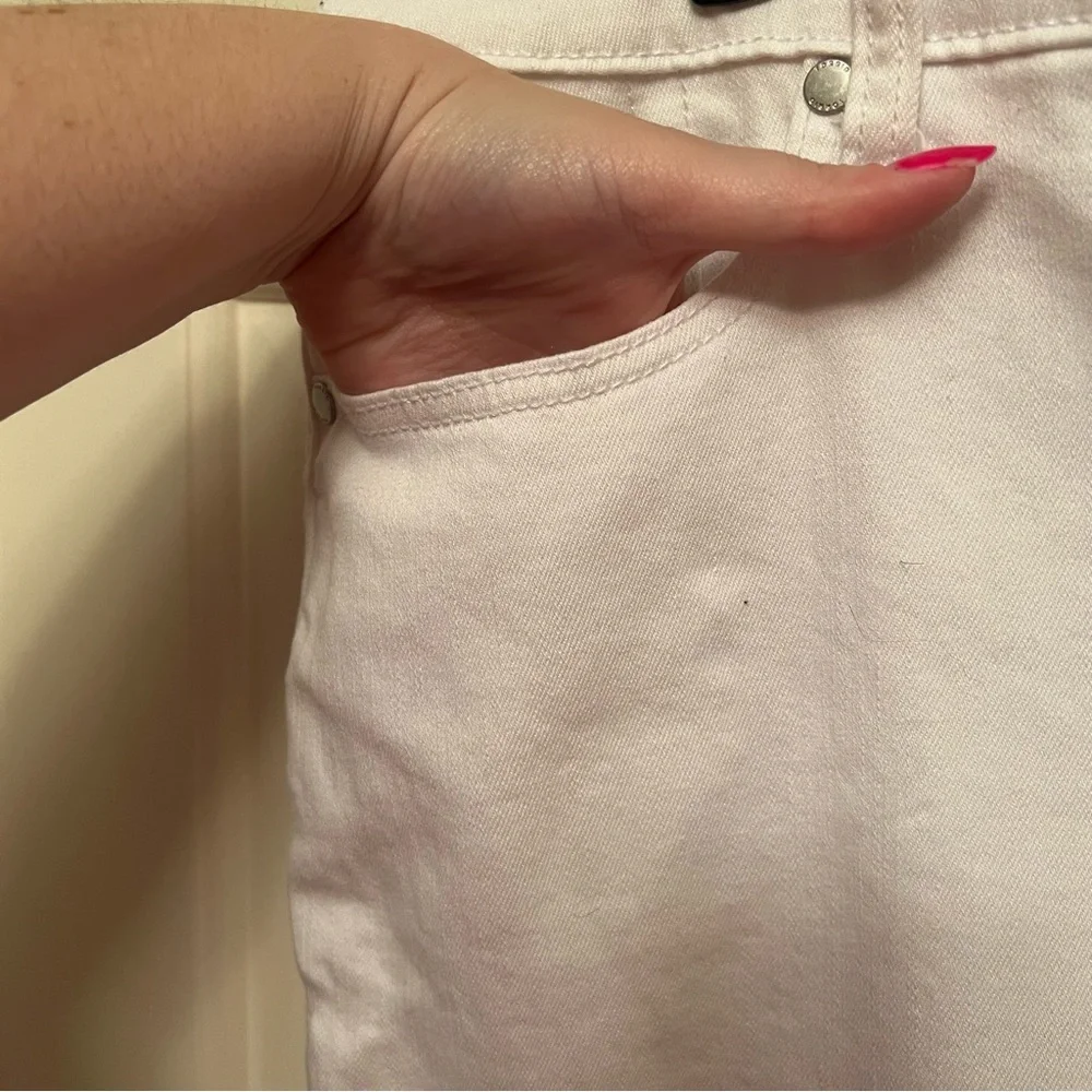 Torrid Denim White Mini Skirt Size 14 - Picture 7 of 10